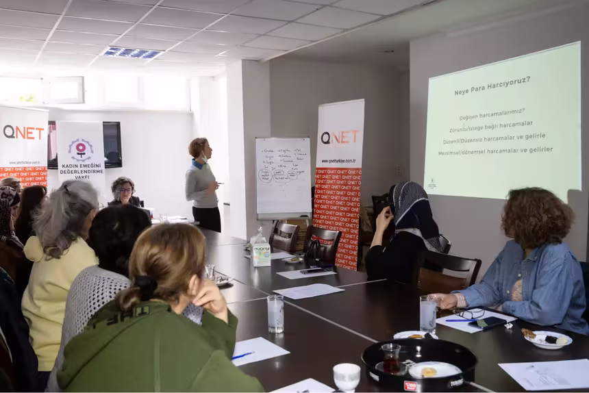 QNET & KEDV strengthen the financial skills of low-income women through financial literacy training